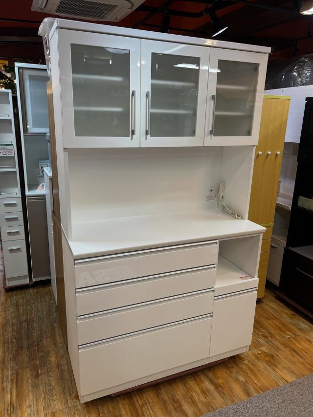 ニトリ　食器棚 【名古屋市の自宅まで取りに来て頂ける方限定です】 ニトリ 食器棚 【名古屋市の自宅まで取りに来て頂ける方限定です】